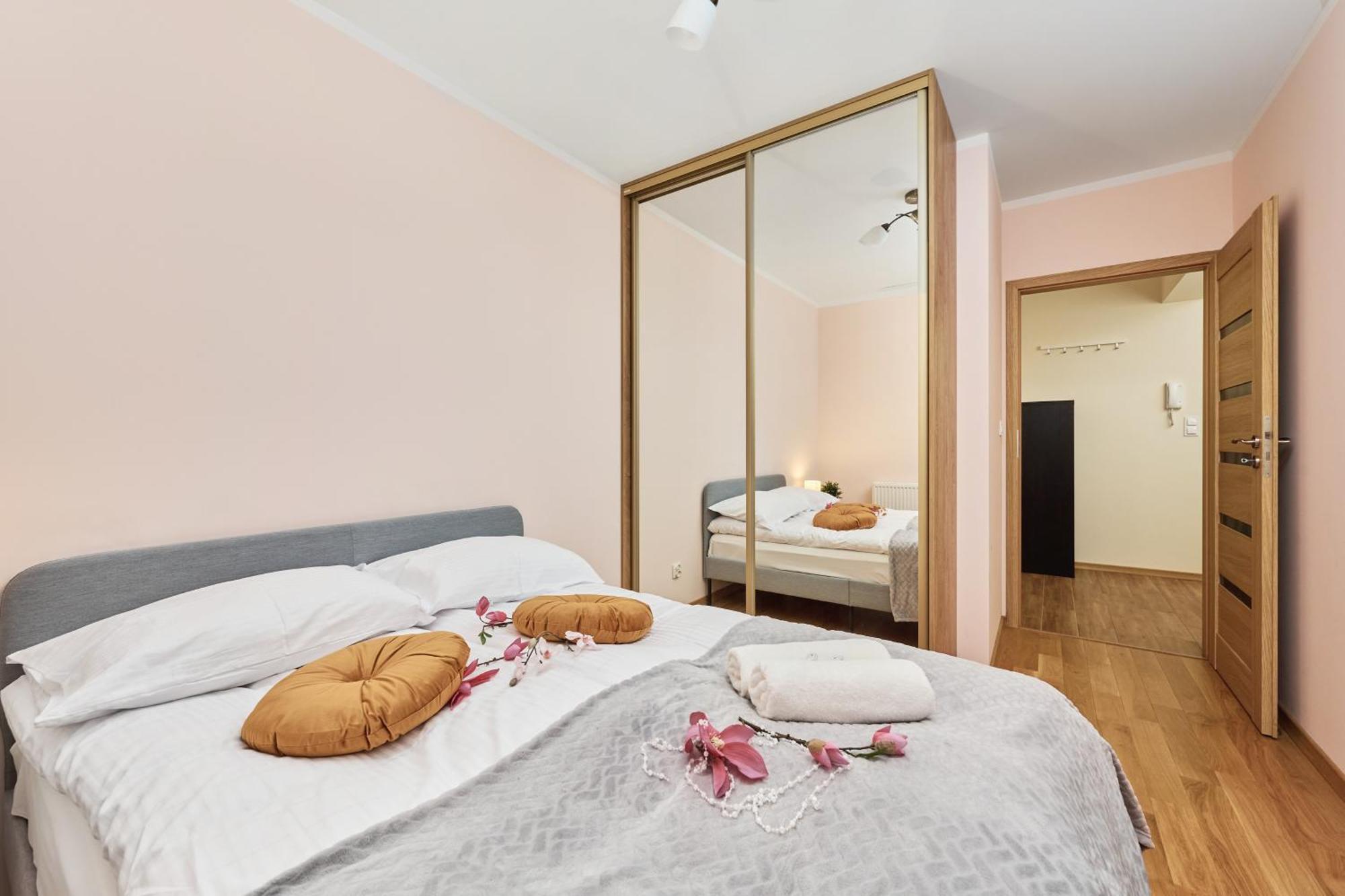 Wroclaw Rose Apartments By Noclegi Renters Exteriér fotografie